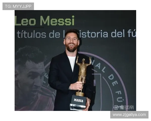 梅西社交媒体分享续约与比赛精彩瞬间感慨美好一周感谢所有支持者